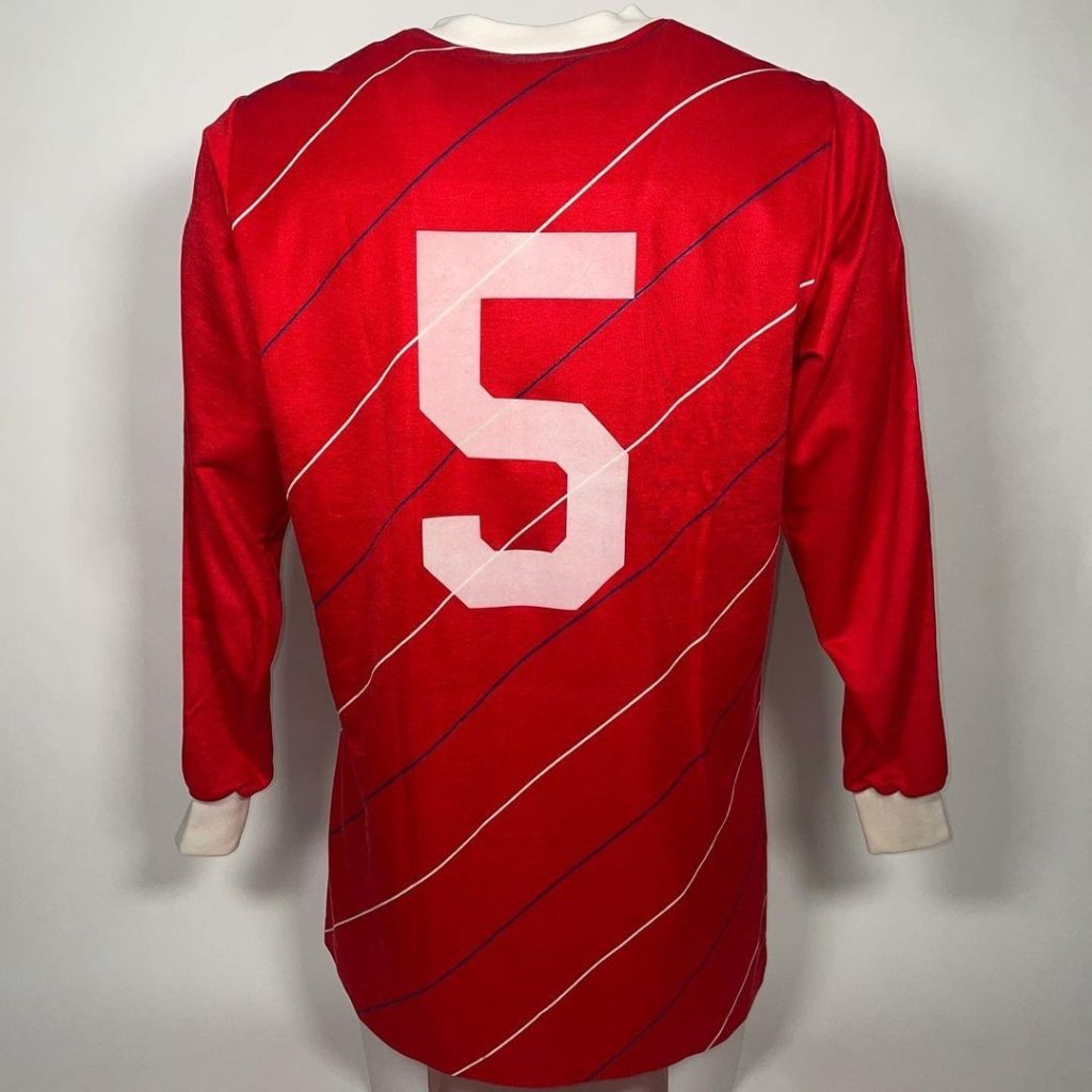 Bayern München 85-86 Local 4