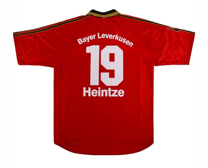 Bayer 04 Leverkusen 99-00 Local 3