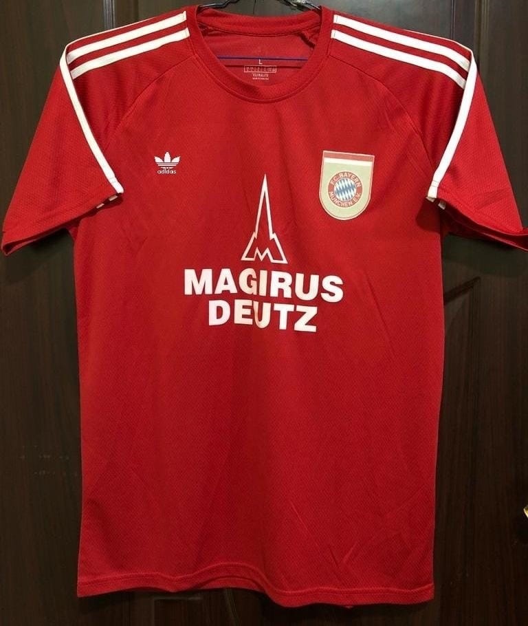 Primera equipación de Bayern Múnich 79-80