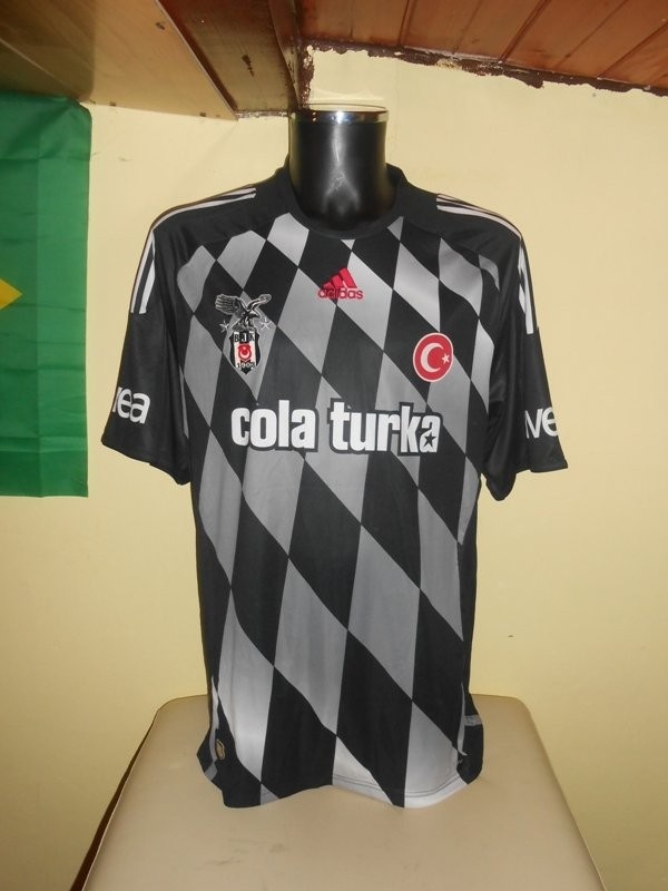 Beşiktaş 09-10 Tercera 2