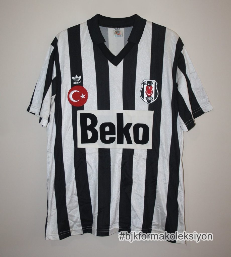 Segunda equipación de Besiktas 90-91