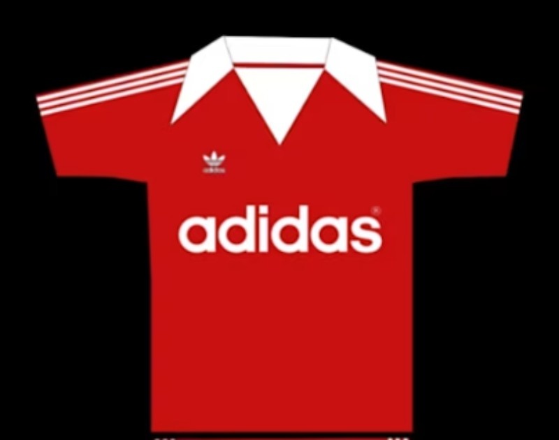 Primera equipación de Bayern Múnich 77-78