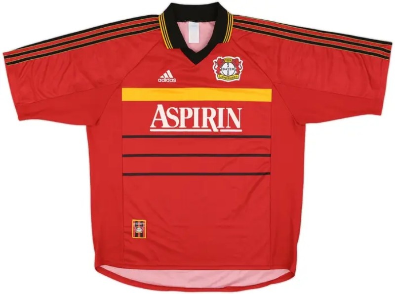 Primera equipación de Bayer Leverkusen 99-00