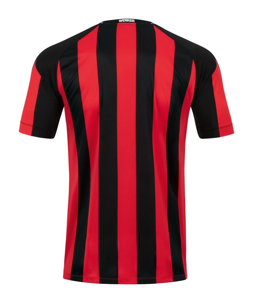 Bayer 04 Leverkusen 21-22 Local 3