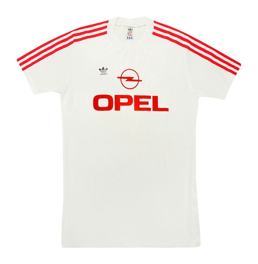 Segunda equipación de Bayern Múnich 90-91