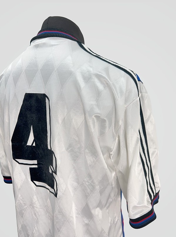 Bayern München 97-98 Visitante 3