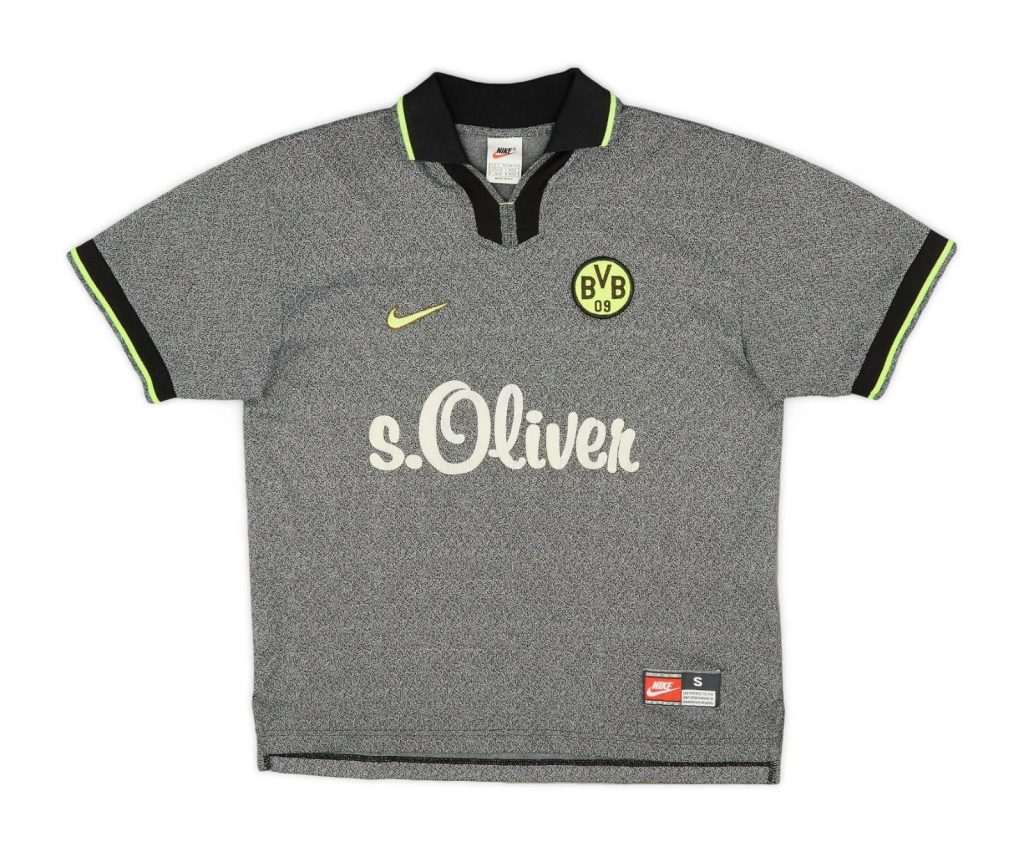 Borussia Dortmund 97-98 Visitante 3