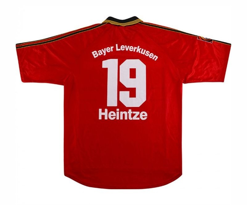 Bayer 04 Leverkusen 98-99 Local 2