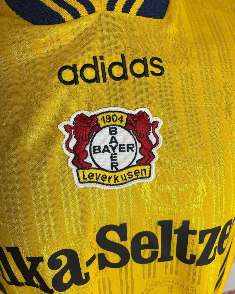 Bayer 04 Leverkusen 96-97 Tercera 4