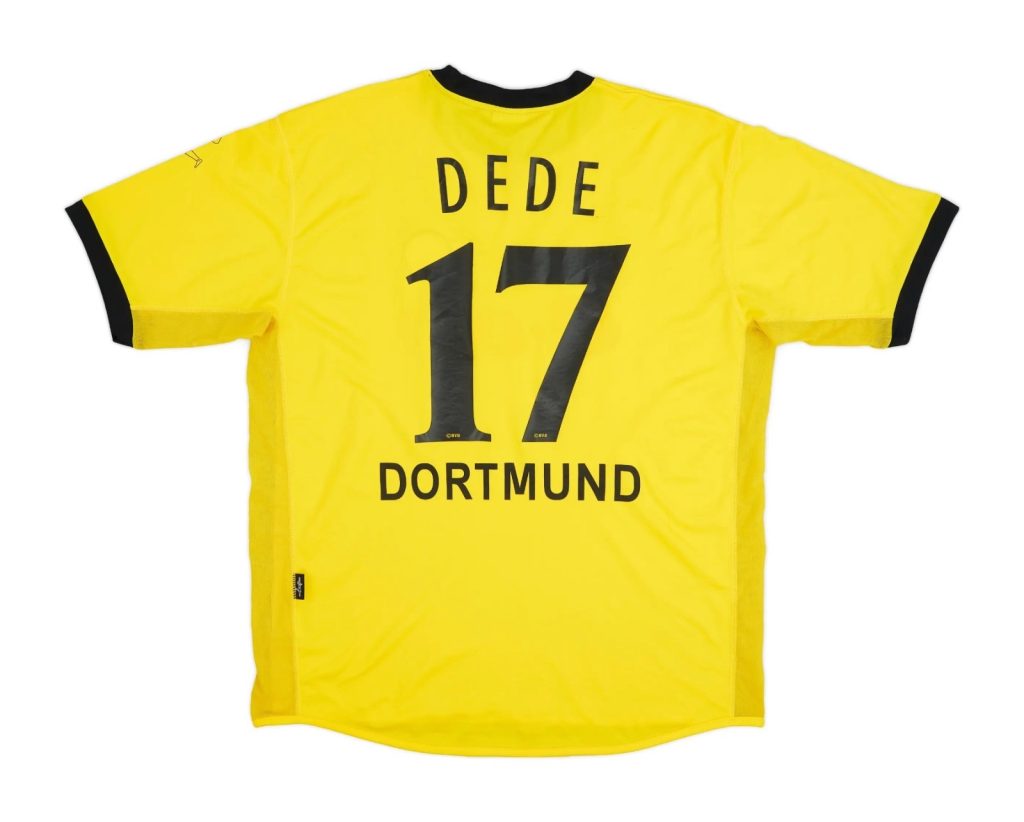 Borussia Dortmund 03-04 Local 2