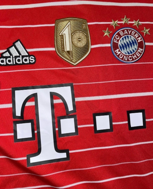 Bayern München 21-22 Local 3