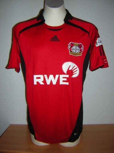 Bayer 04 Leverkusen 06-07 Local 2