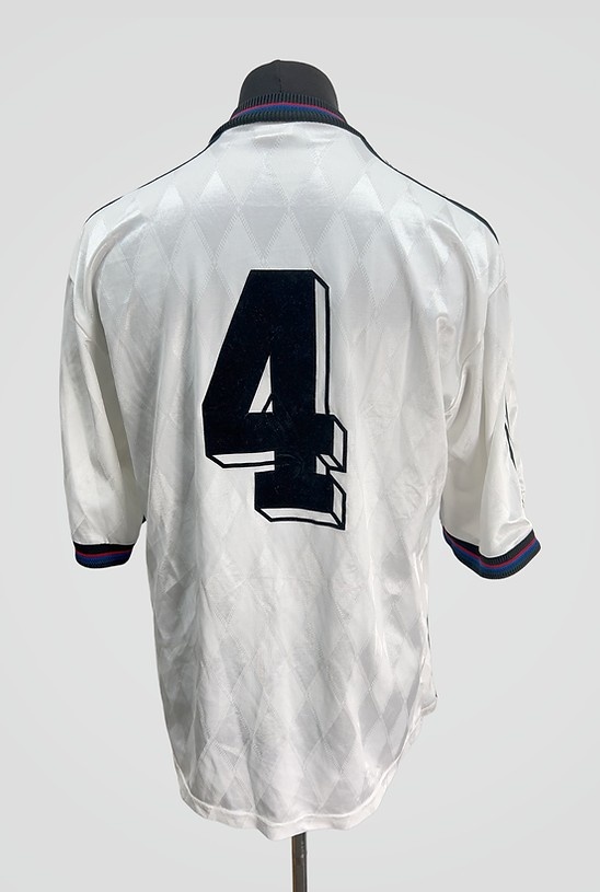 Bayern München 96-97 Visitante 4