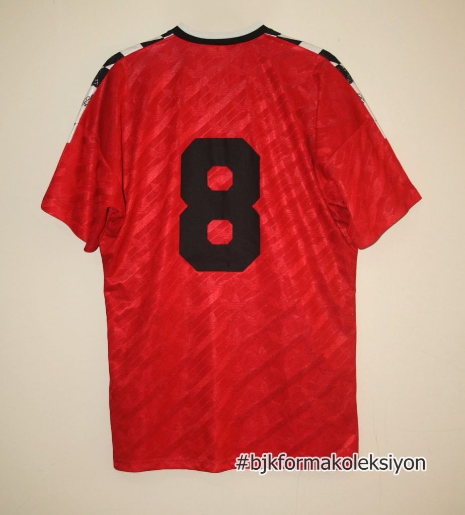 Beşiktaş 94-95 Visitante 2