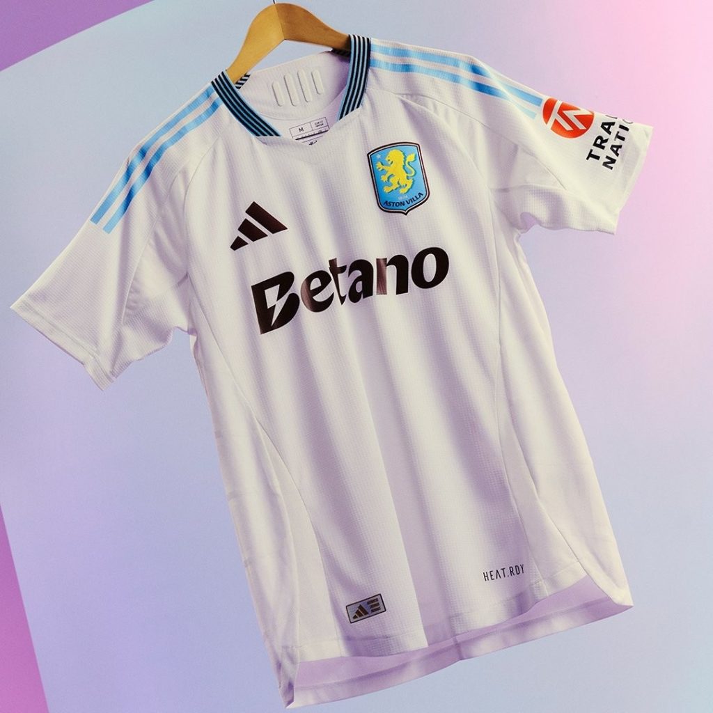 Aston Villa 24-25 Visitante 3