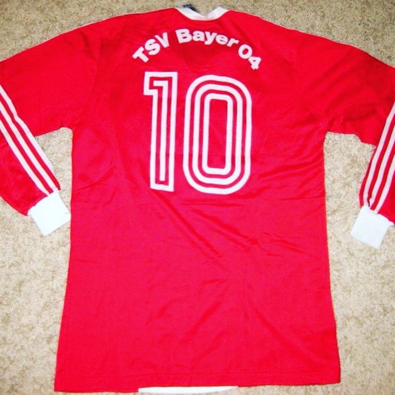 Bayer 04 Leverkusen 84-85 Visitante 2