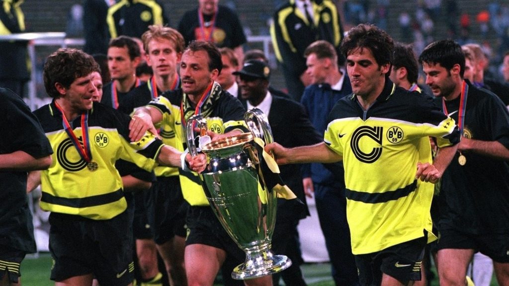 Borussia Dortmund 96-97 Especial 4