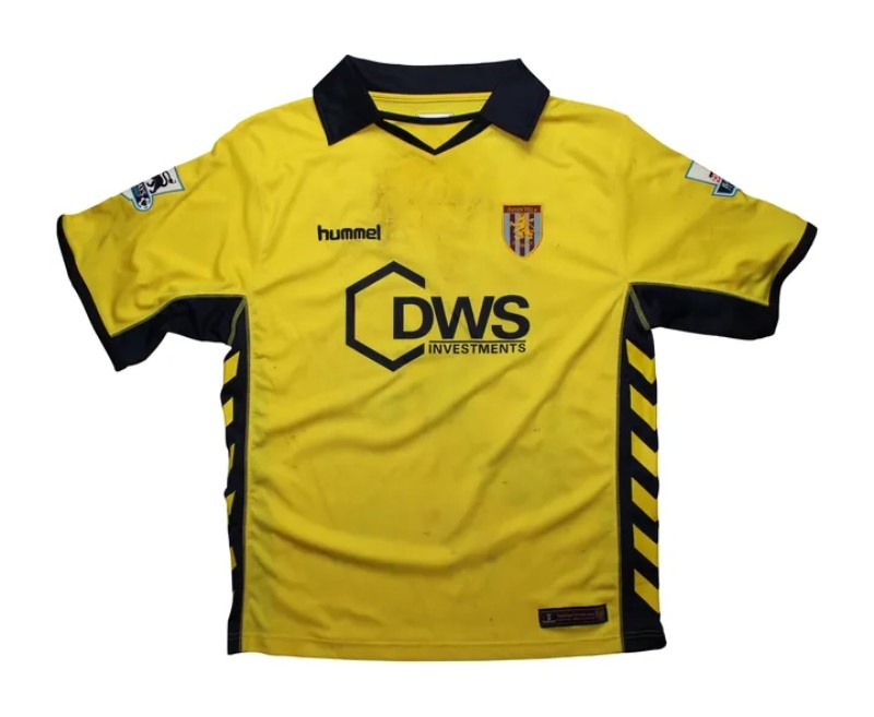 Aston Villa 05-06 Visitante 2