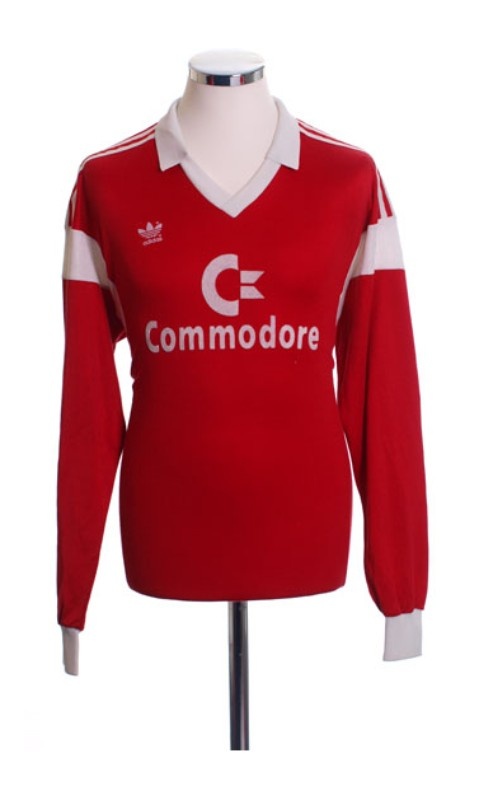 Bayern München 88-89 Local