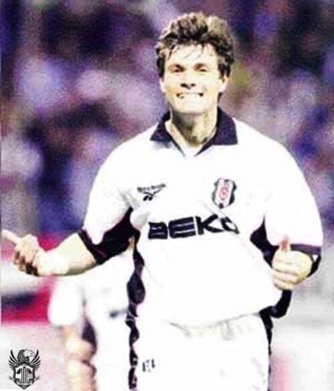 Beşiktaş 99-00 Cuarta 4
