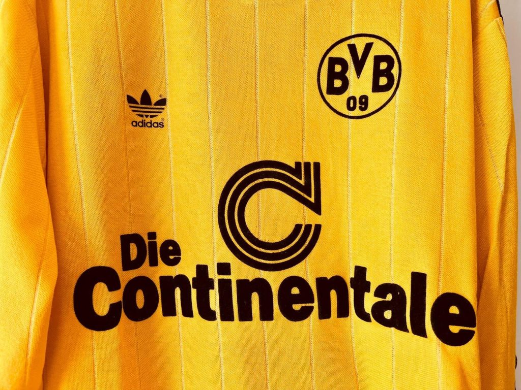 Borussia Dortmund 89-90 Local 3