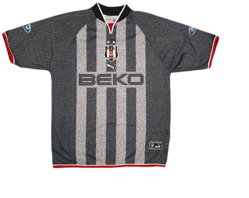 Equipación especial de Besiktas 02-03