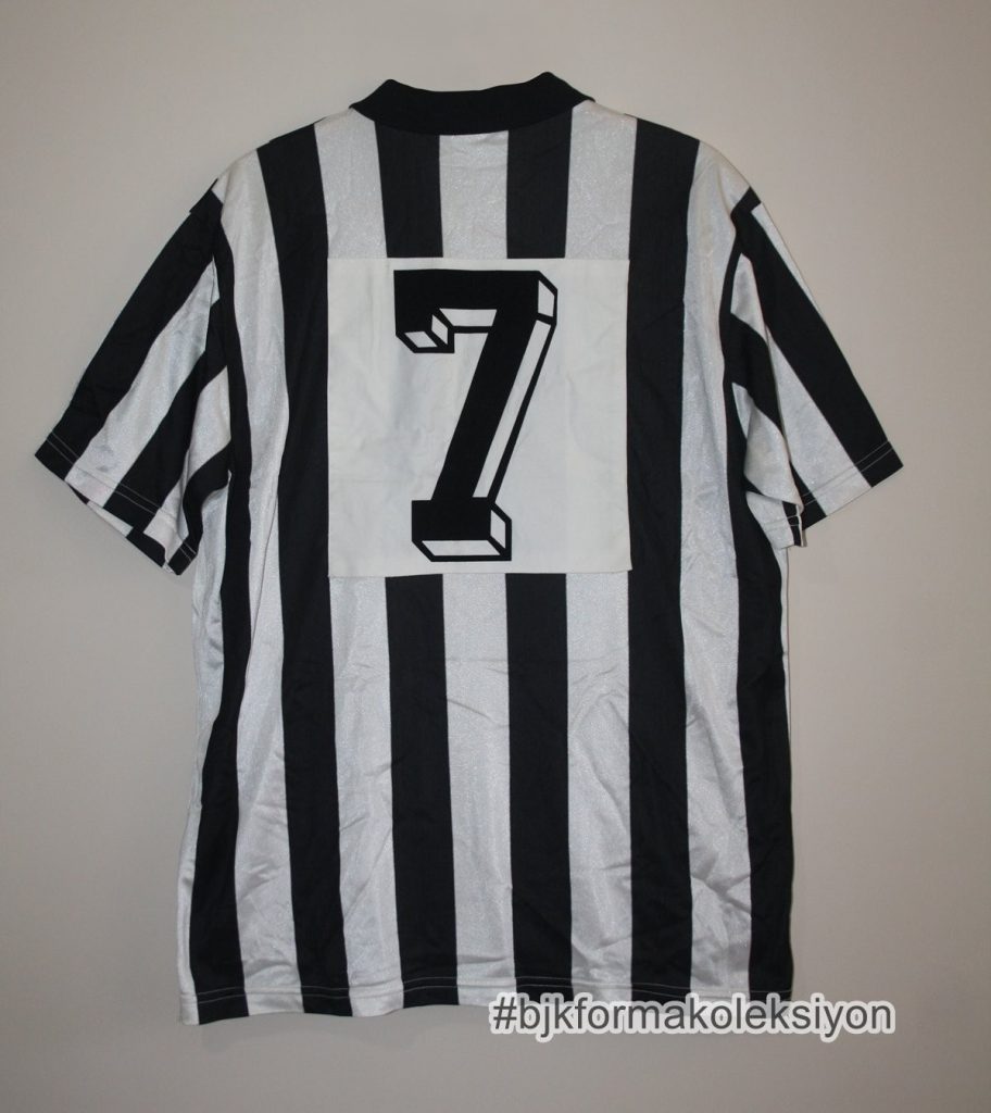 Beşiktaş 90-91 Visitante 2