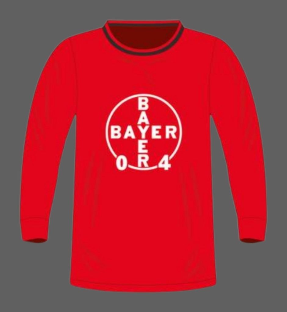 Primera equipación de Bayer Leverkusen 67-68
