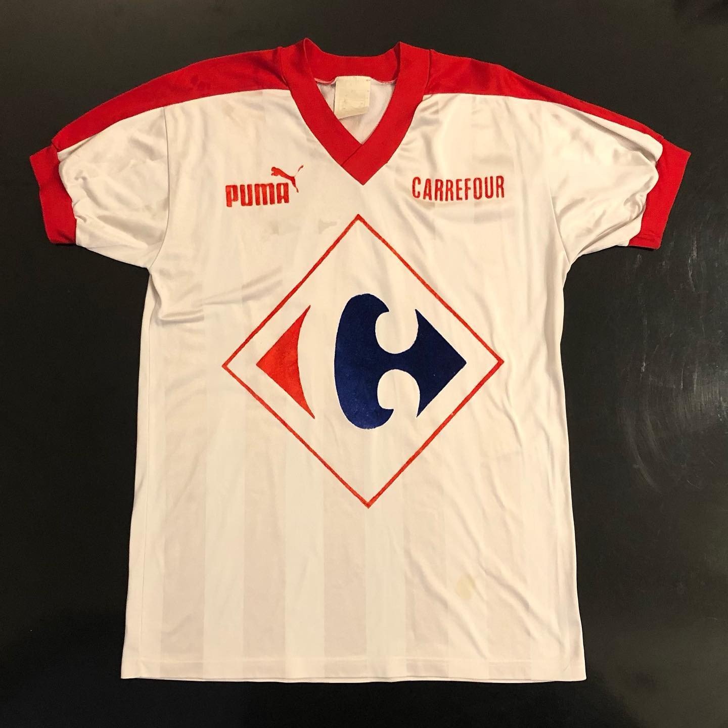 Segunda equipación de Olympique de Lyon 82-83