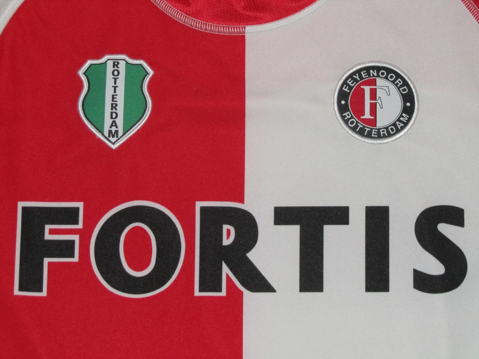 Feyenoord 04-05 Local 4