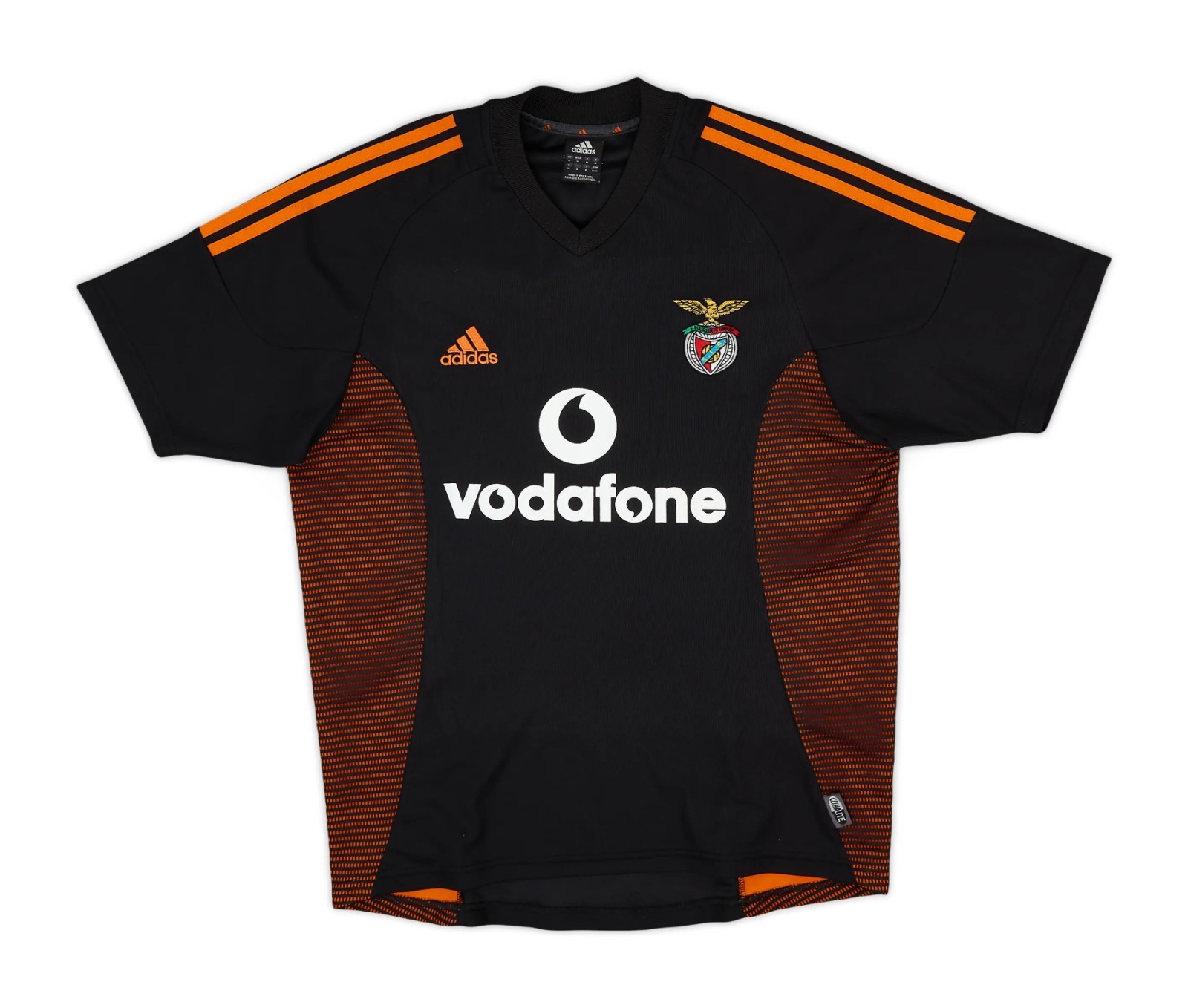 Segunda equipación de Benfica 02-03