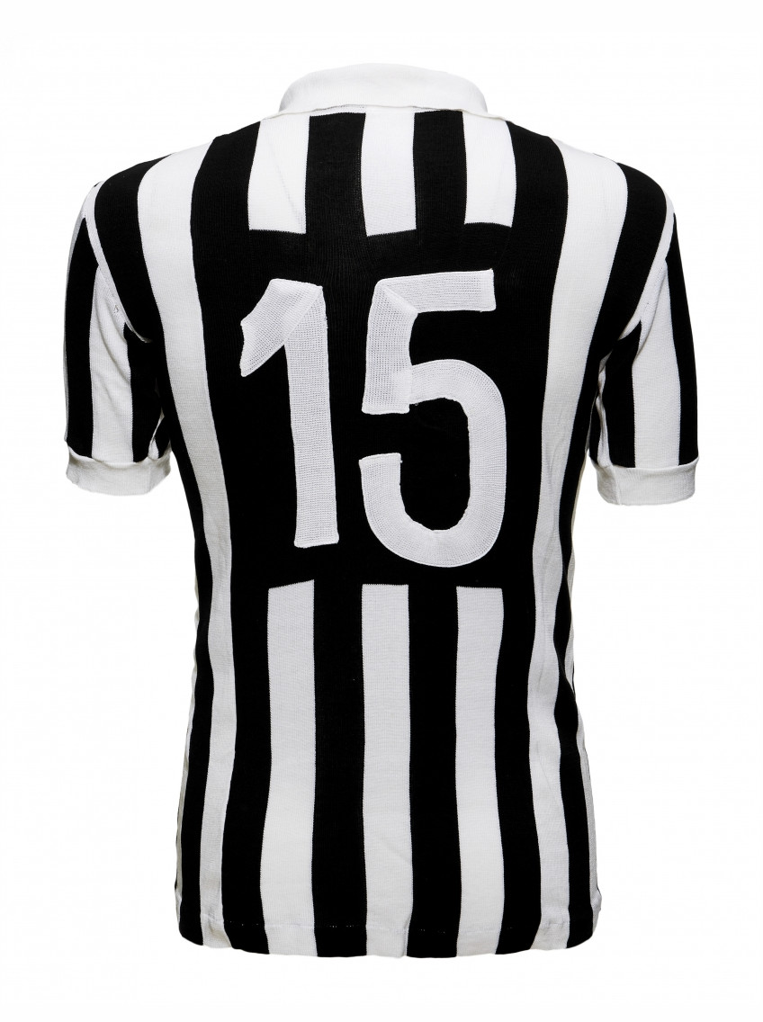 Juventus FC 85-86 Local 3