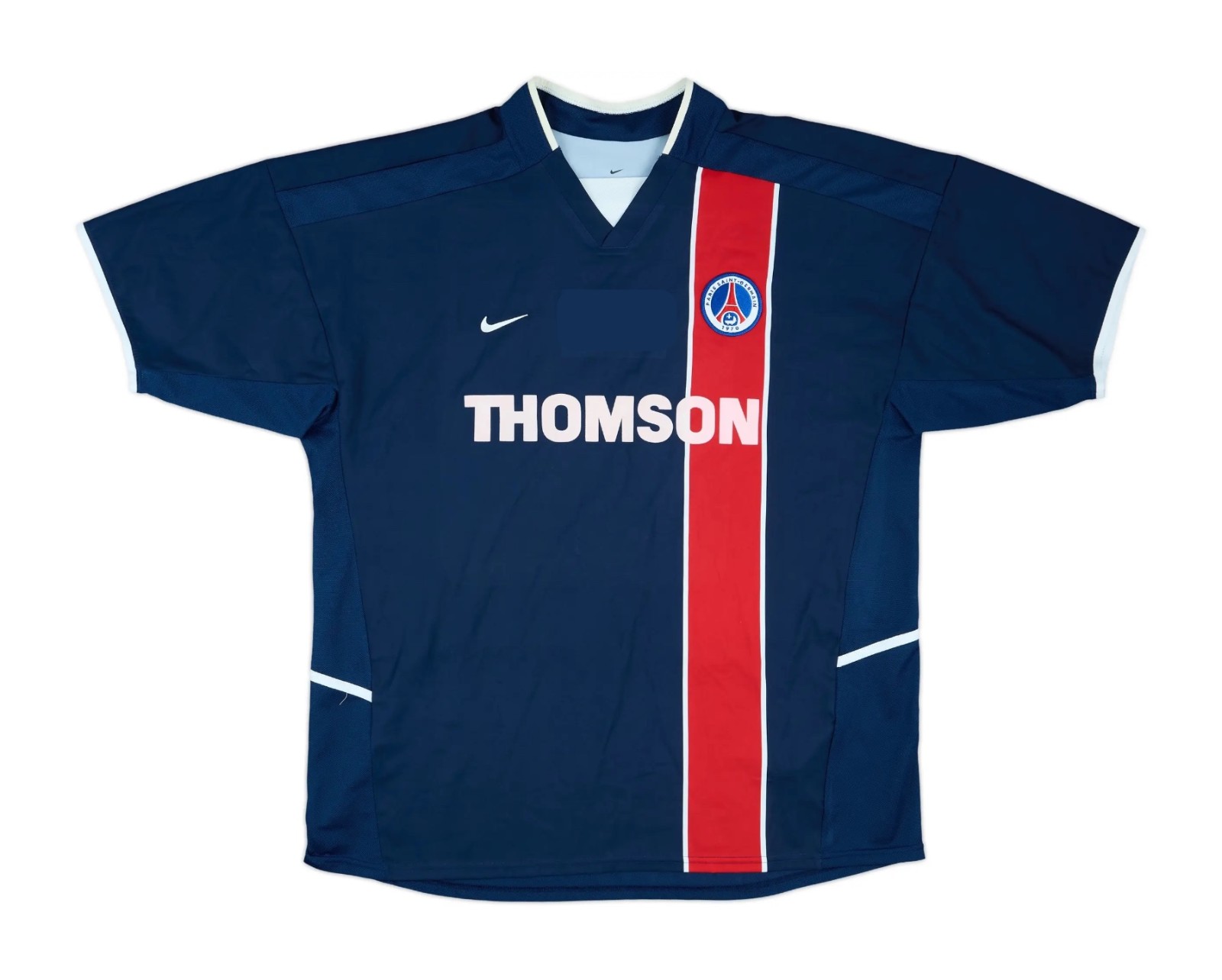Primera equipación de Paris Saint-Germain 02-03