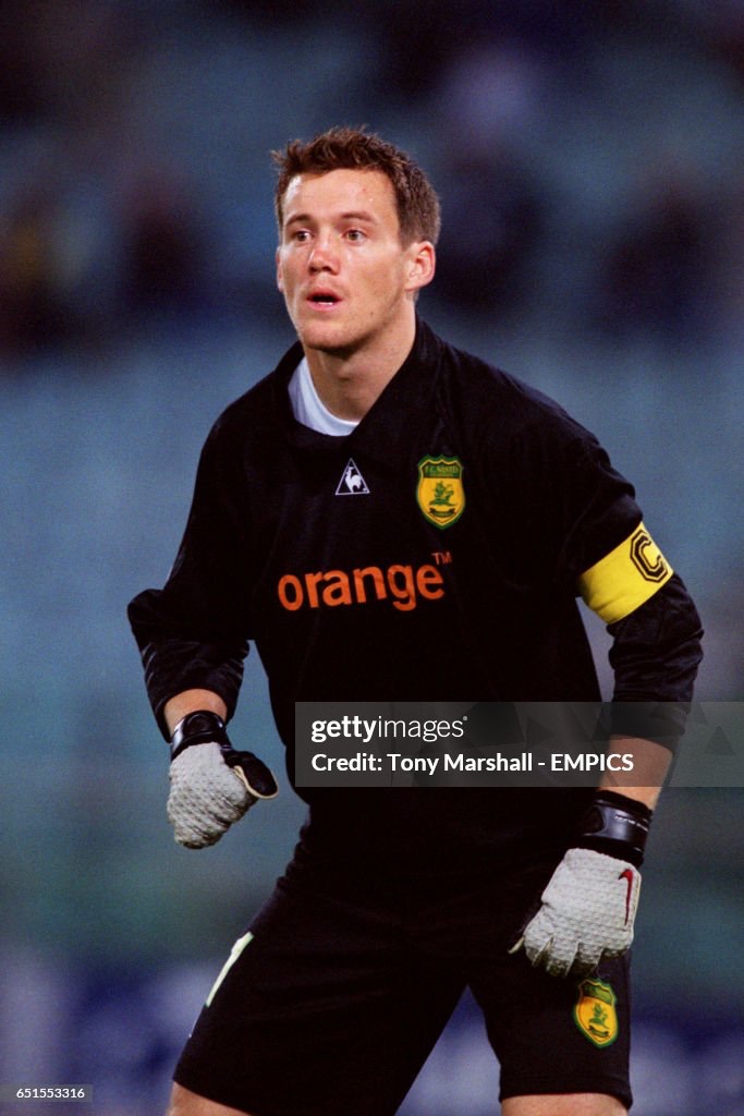FC Nantes 01-02 Portero 2
