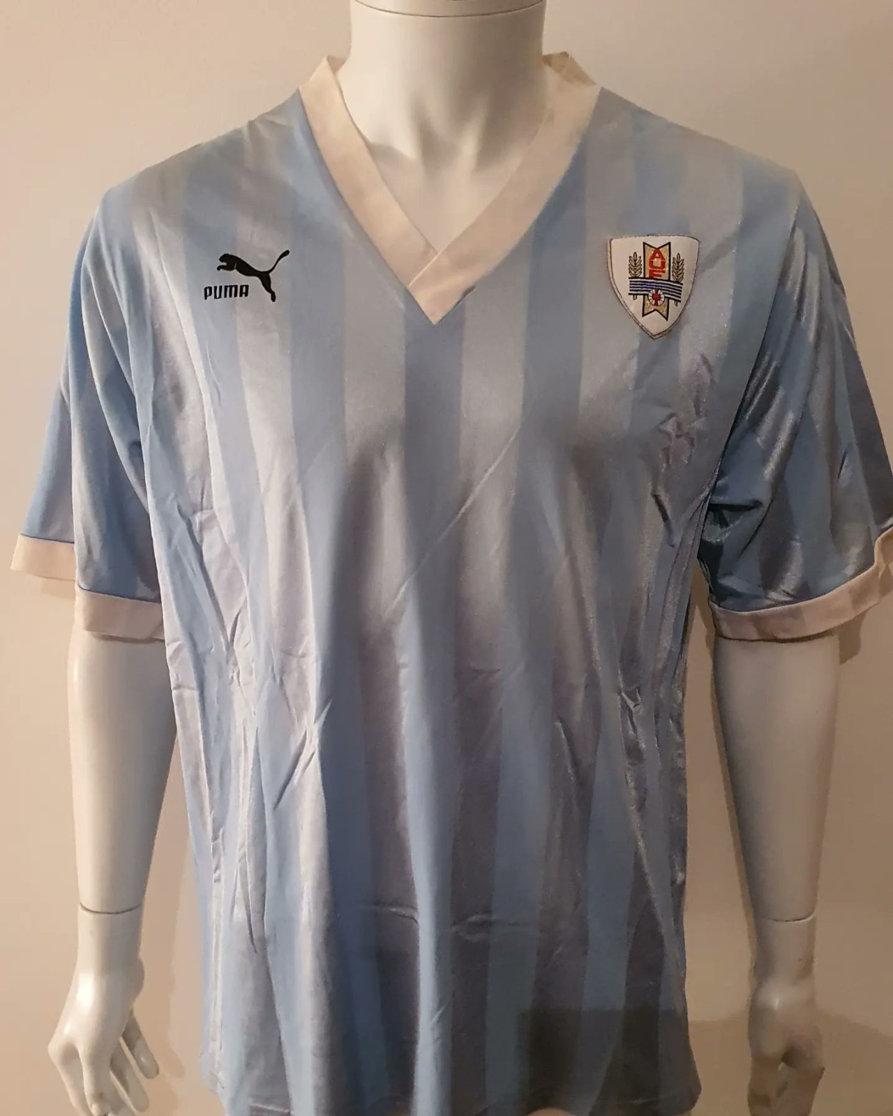 Primera equipación de Uruguay 1990