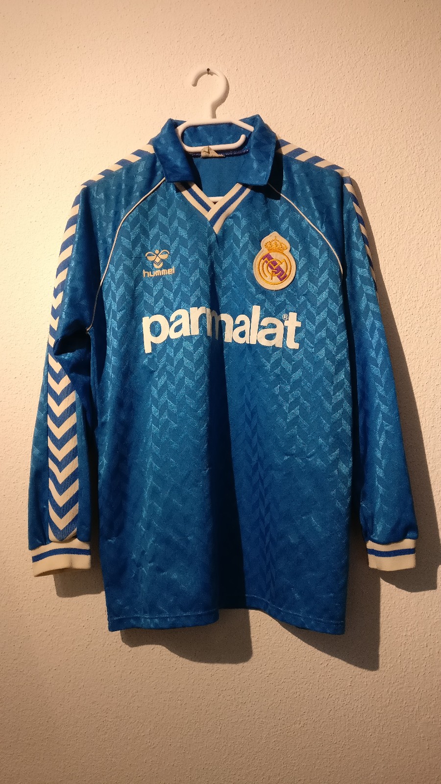 Real Madrid 87-88 Visitante 3