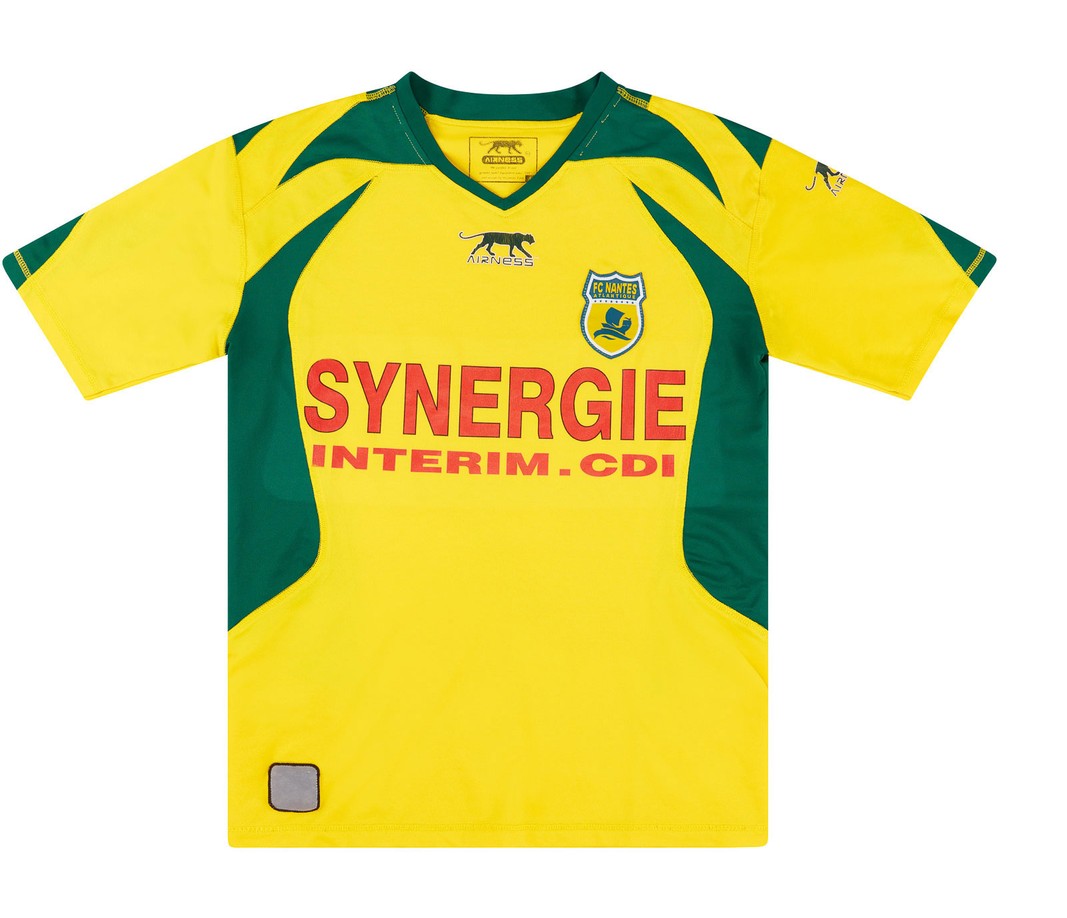 Primera equipación de Nantes 06-07