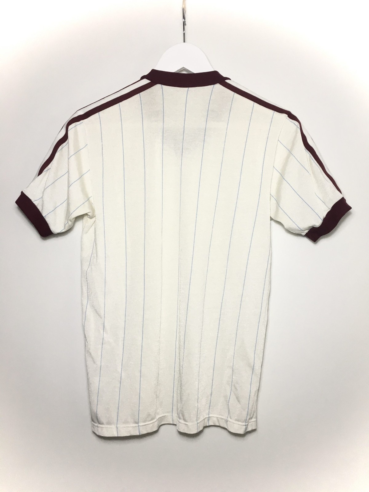 West Ham United 83-84 Visitante 2