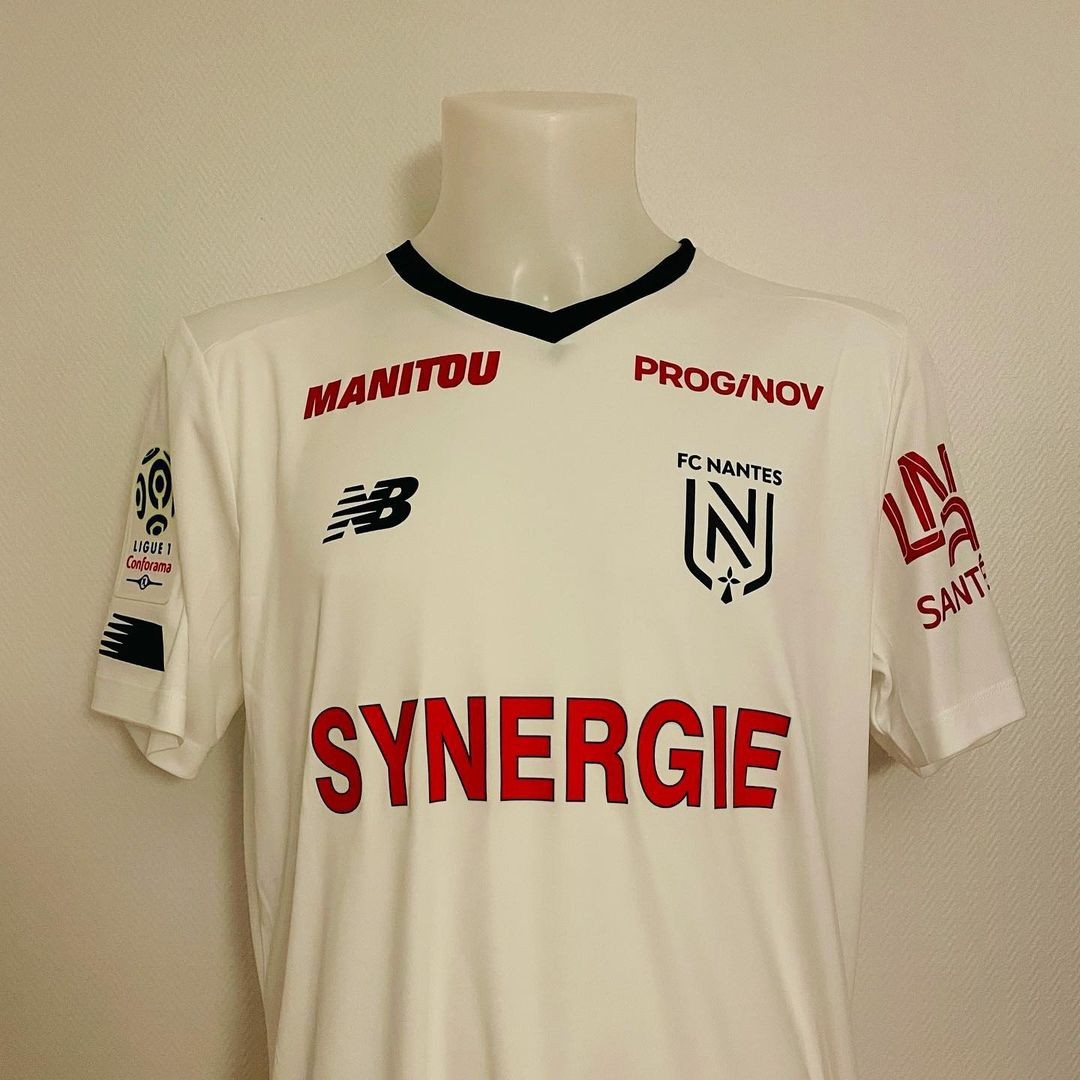 FC Nantes 19-20 Portero 2