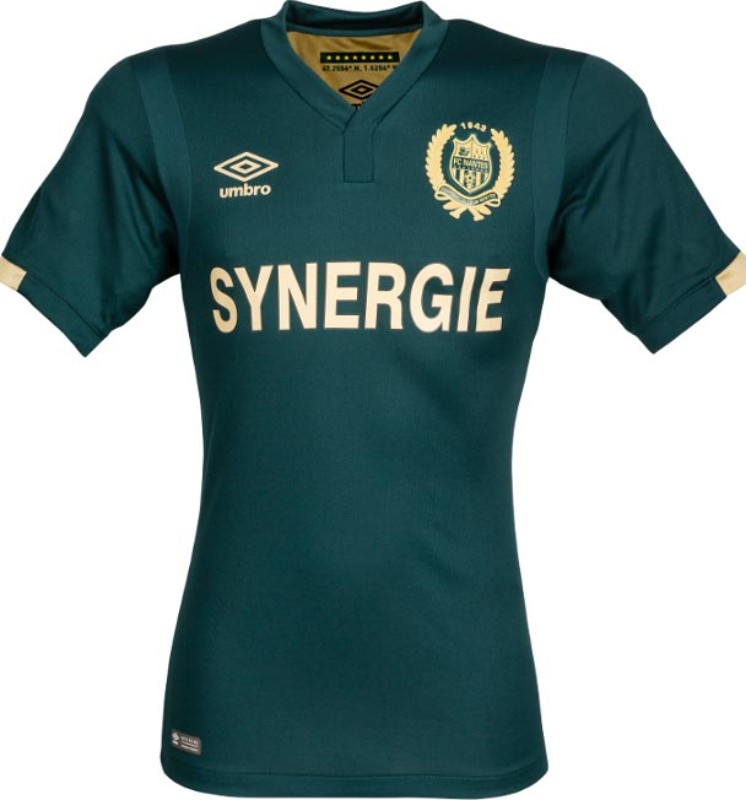Segunda equipación de Nantes 16-17
