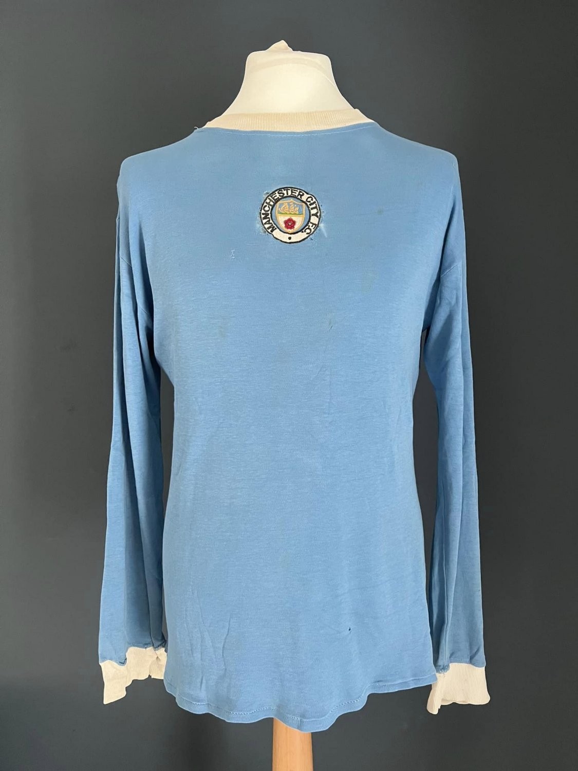 Primera equipación de Man City 71-72