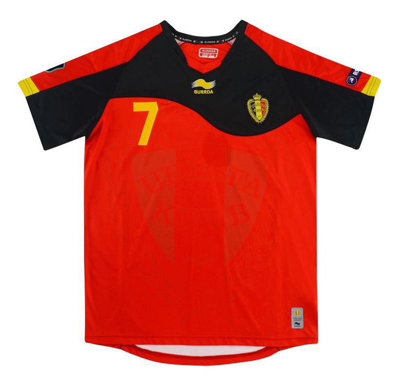 Primera equipación de Bélgica 2011