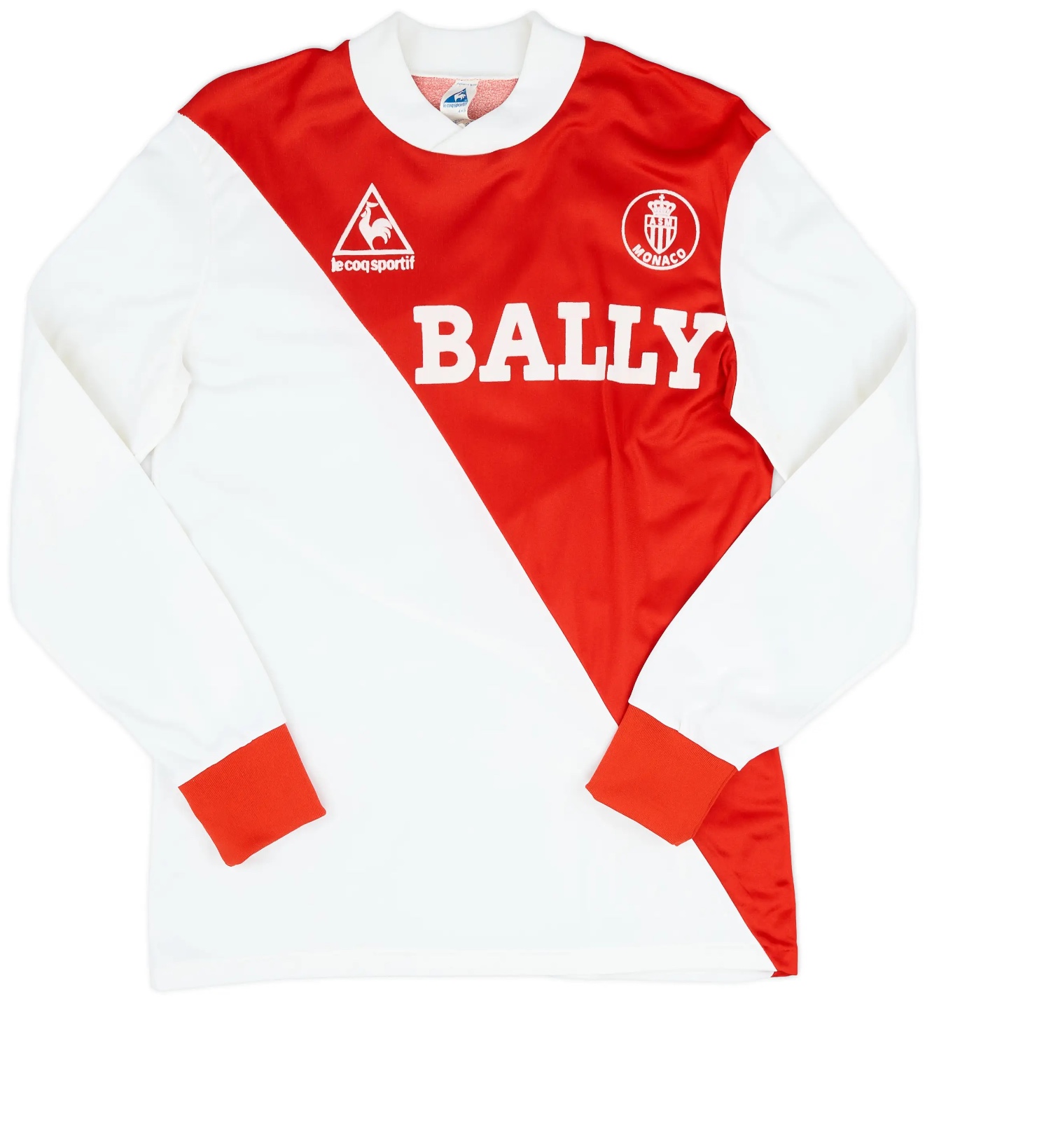 Primera equipación de Monaco 83-84