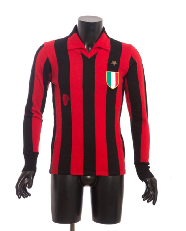Primera equipación de Milan 79-80