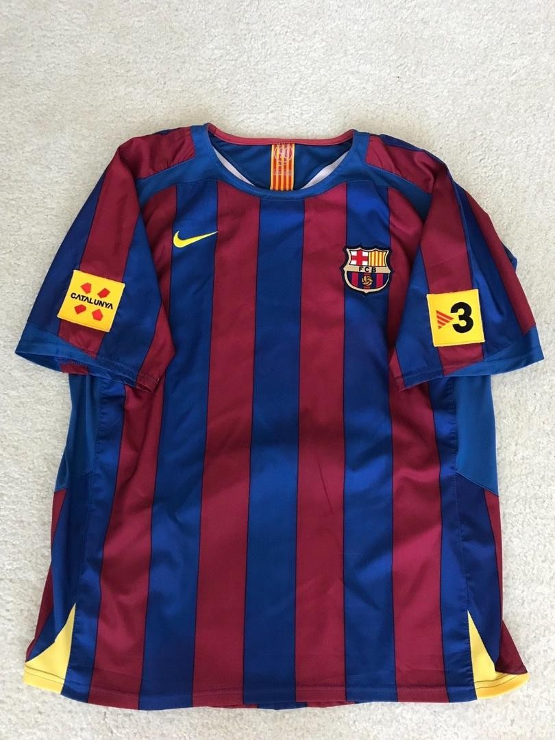 FC Barcelona 05-06 Local 4