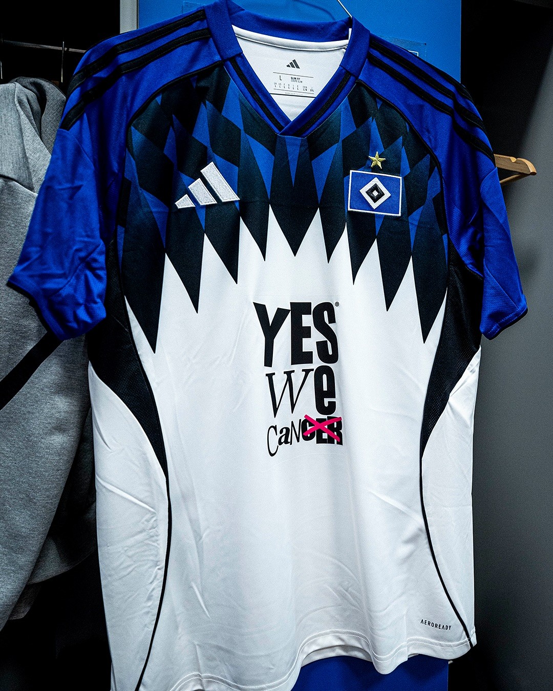 Hamburger SV 25-26 Local 4