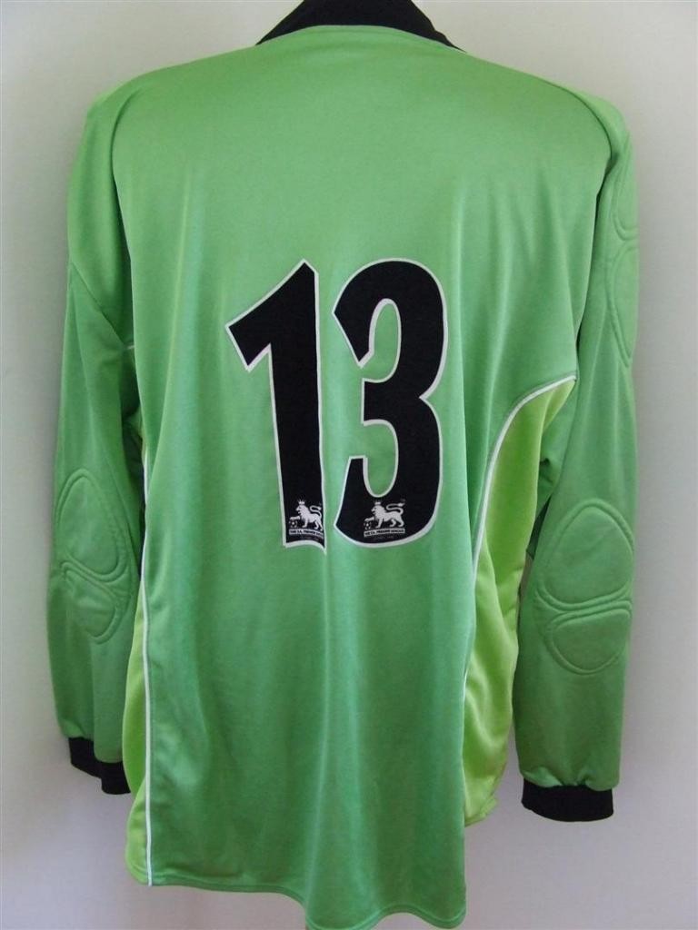 Equipación de portero de Leeds 01-02