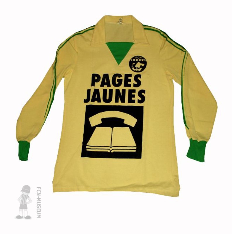 Primera equipación de Nantes 83-84