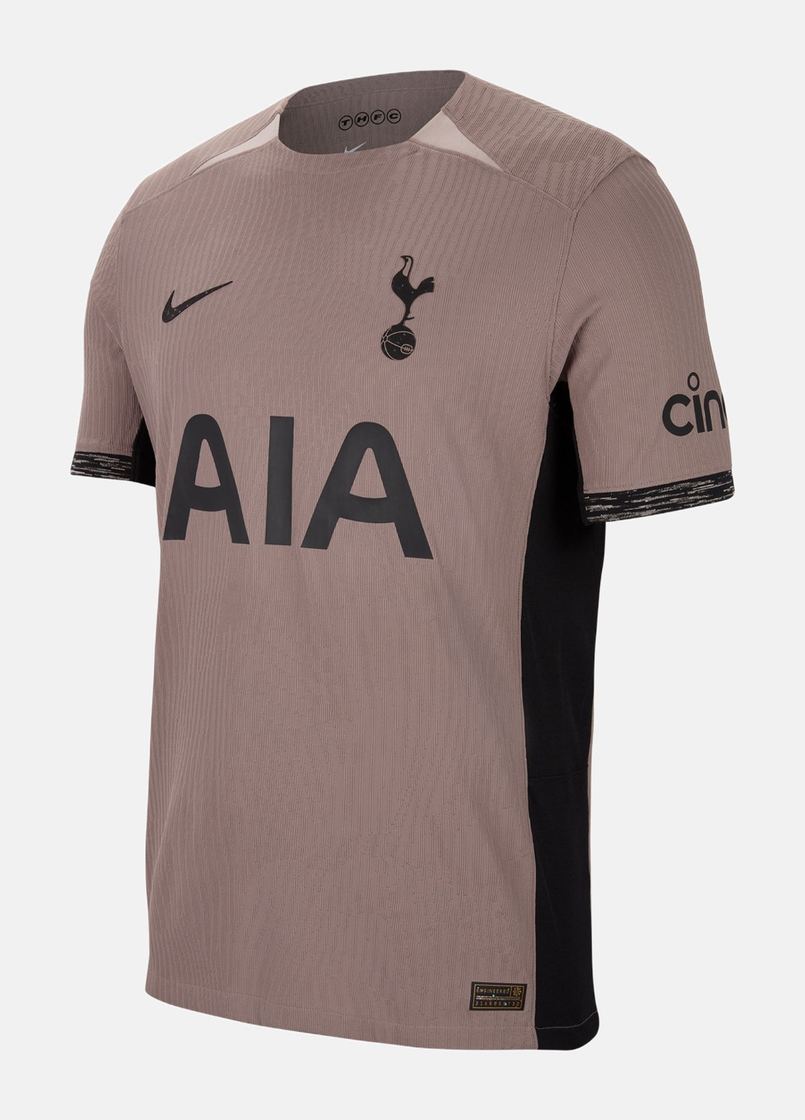 Tercera equipación de Tottenham 23-24