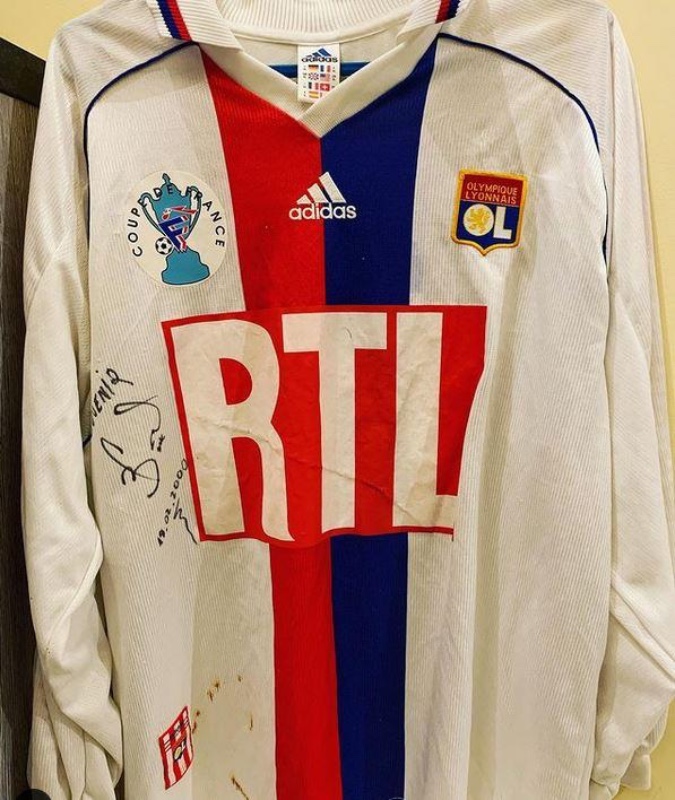 Olympique Lyonnais 99-00 Local